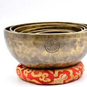 Himalayan 7-metal Tibetan singing bowl set handcrafted in Nepal for chakra healing